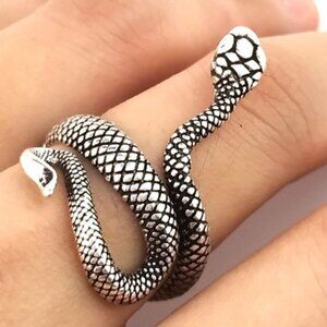 🍁 925 Silver Plated Vintage Lacquer Snake Pattern Ring, MLNN1269